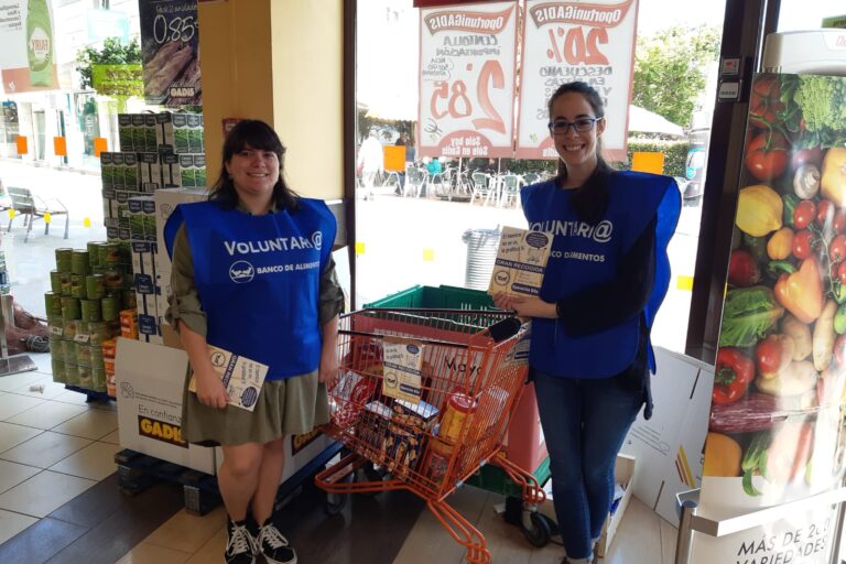 voluntarias Gadis