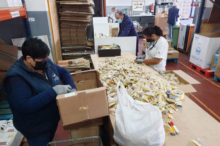 voluntari@s trabajando