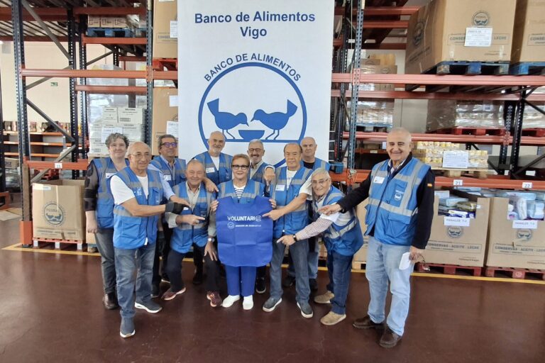 marea azul animando a hacerse voluntari@