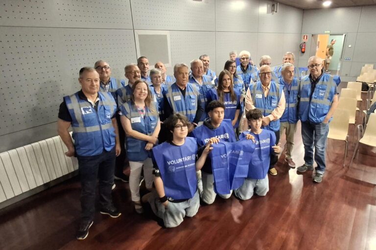 voluntari@s y alumnos del IES Castro Alobre